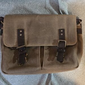 Classic Tan Canvas Messenger Bag